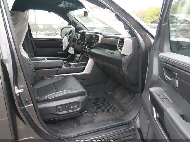 Toyota Tundra Sr5 Crewmax 5.5' Bed