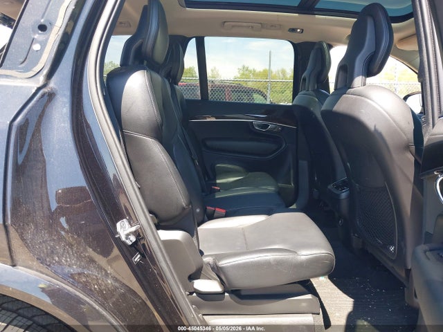 Volvo XC90 T5 Momentum