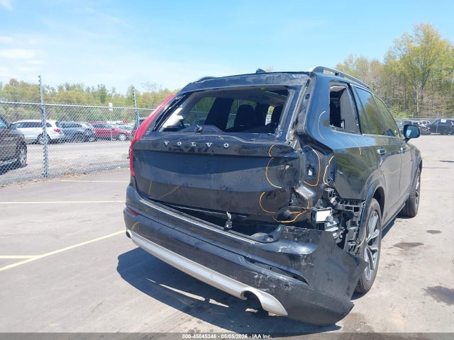 Volvo XC90 T5 Momentum