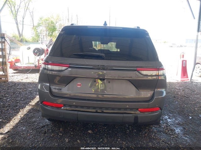 Jeep Grand Cherokee Altitude X 4x4