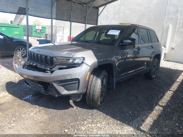 Jeep Grand Cherokee Altitude X 4x4