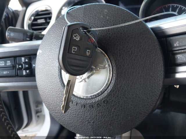 Ford Mustang V6 Premium