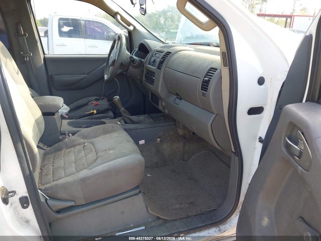Nissan Frontier S