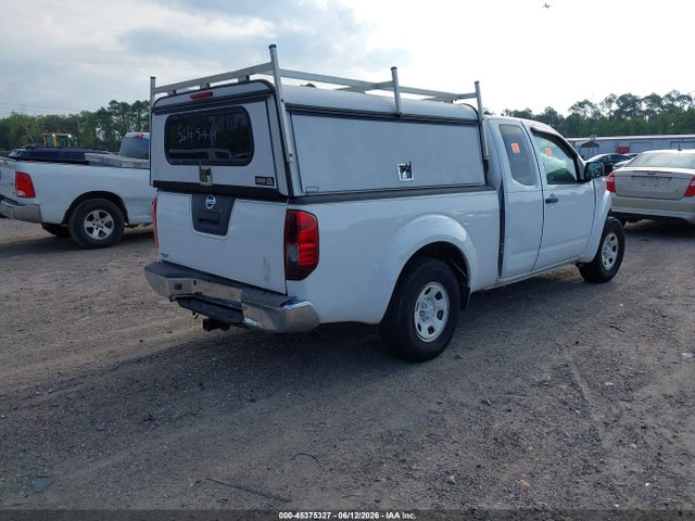 Nissan Frontier S