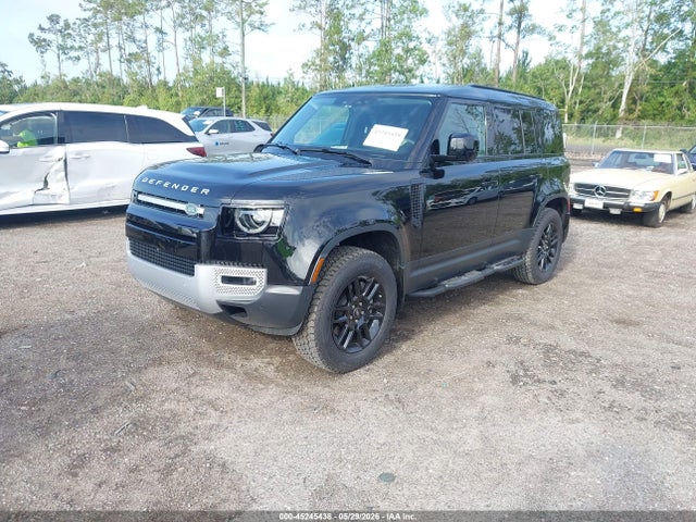 Land Rover Defender 110 P300