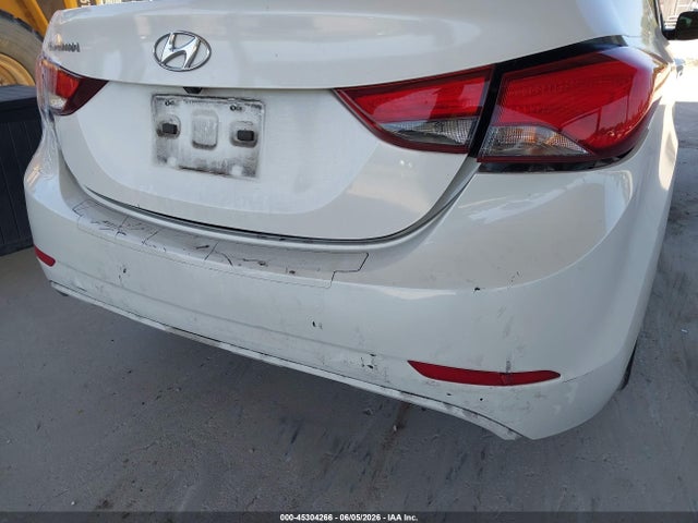Hyundai ELANTRA Se