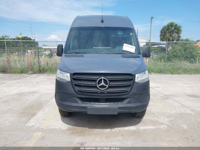 Mercedes-Benz Sprinter 2500 Standard Roof V6