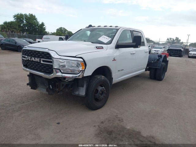 Ram 3500 Big Horn  4x4 8' Box