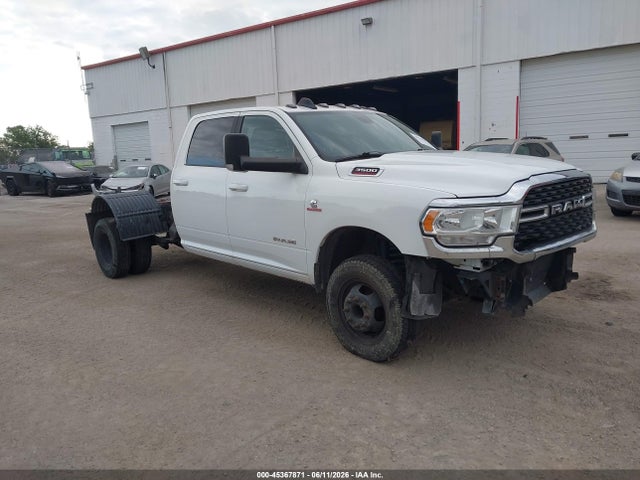 Salvage Ram 3500 Image
