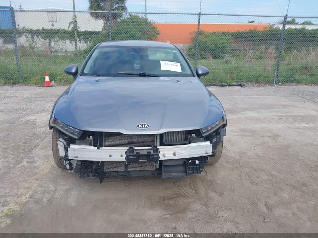 Kia K5 Lxs