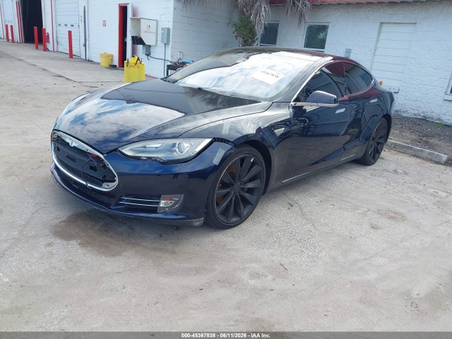 Tesla Model S P85