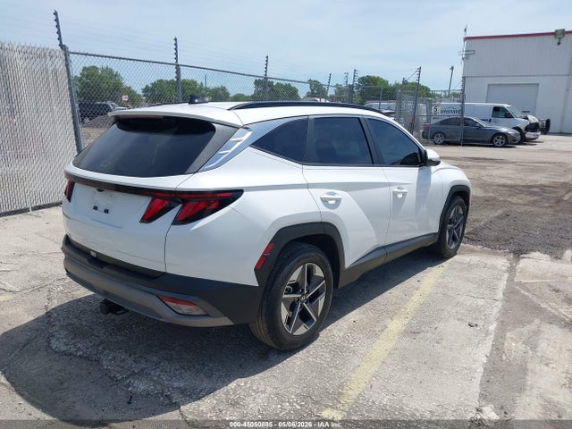 Hyundai TUCSON Sel