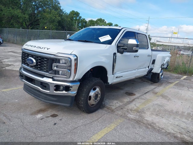 Ford F-350 Lariat