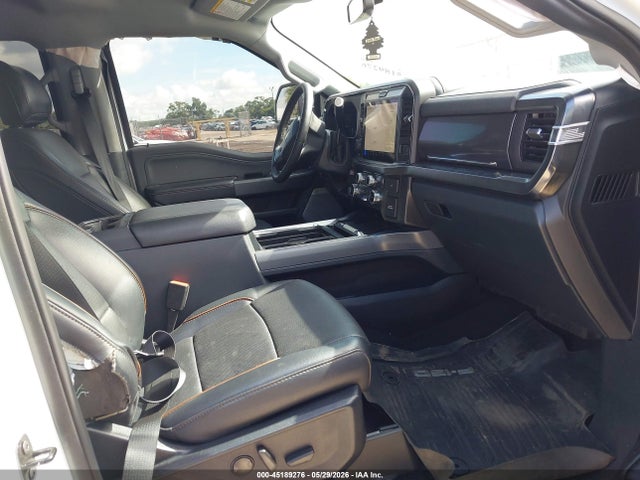 Ford F-350 Lariat