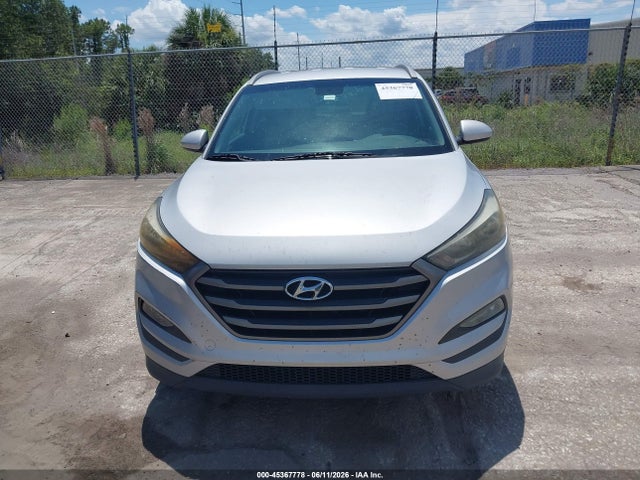 Hyundai TUCSON Se