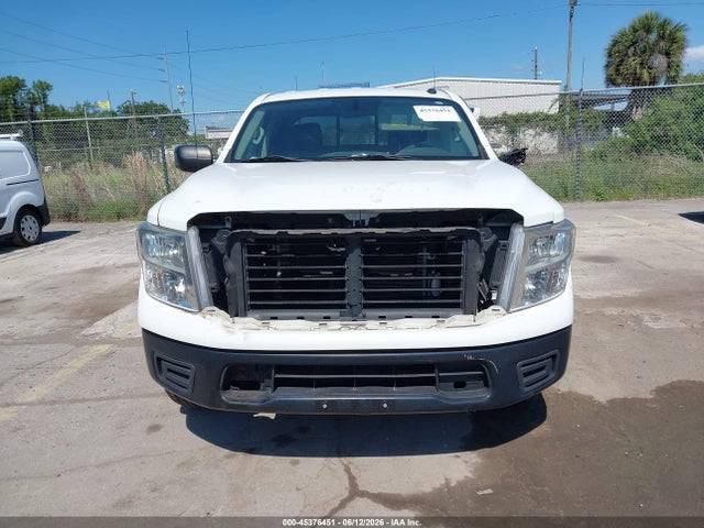 Nissan Titan S