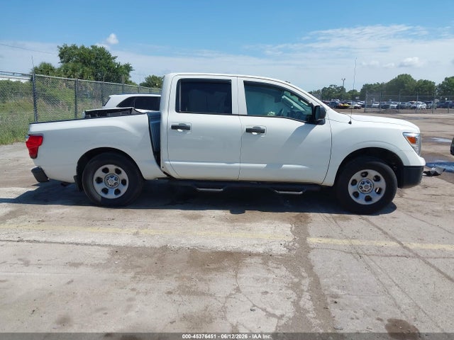 Nissan Titan S