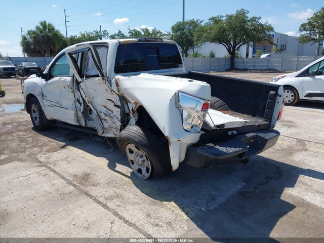 Nissan Titan S