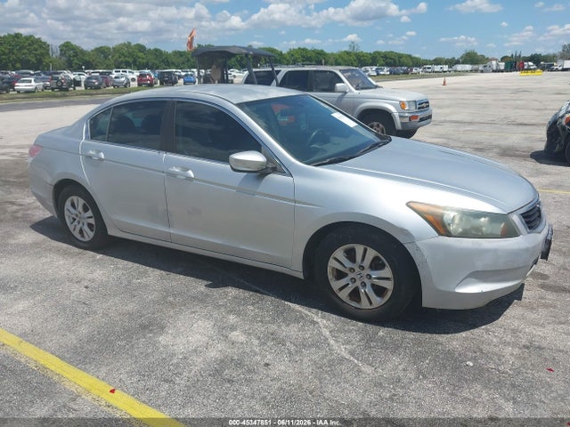 Salvage Honda Accord Image