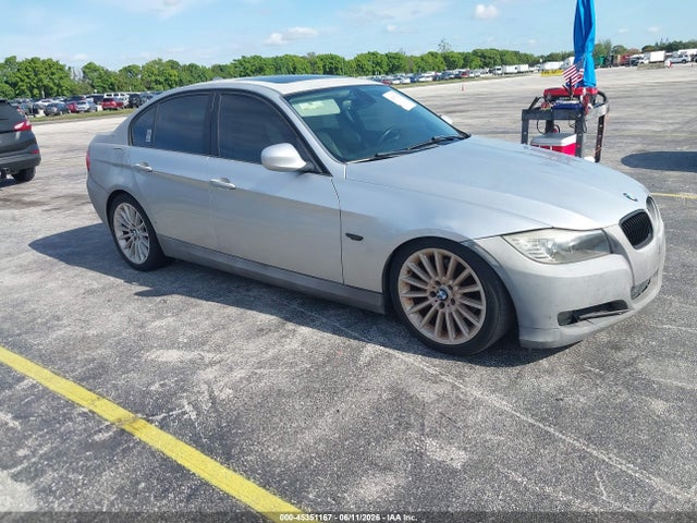 Salvage BMW 3 Series Image