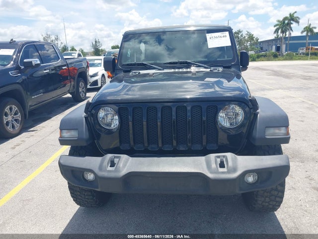 Jeep Wrangler Sport 4x4