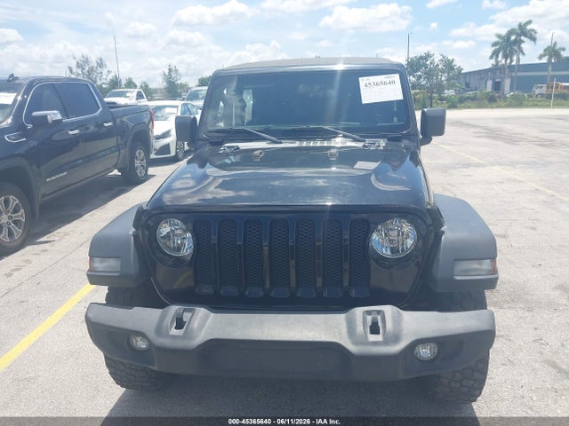 Jeep Wrangler Sport 4x4