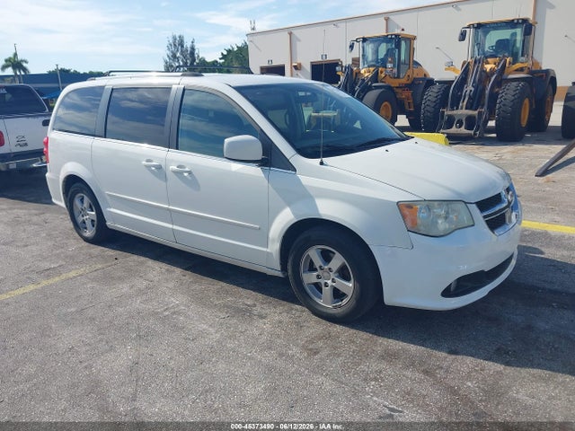 Salvage Dodge Grand Caravan Image