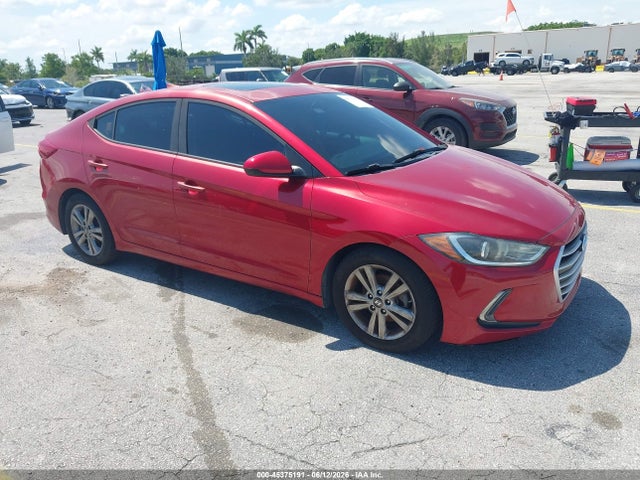 Salvage Hyundai ELANTRA Image