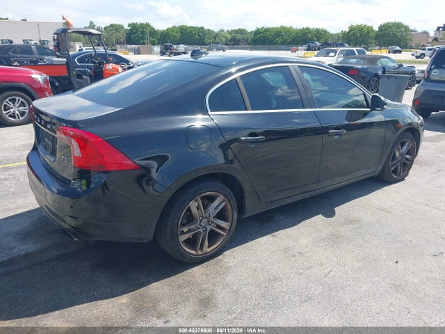 Volvo S60 T5 Premier Plus