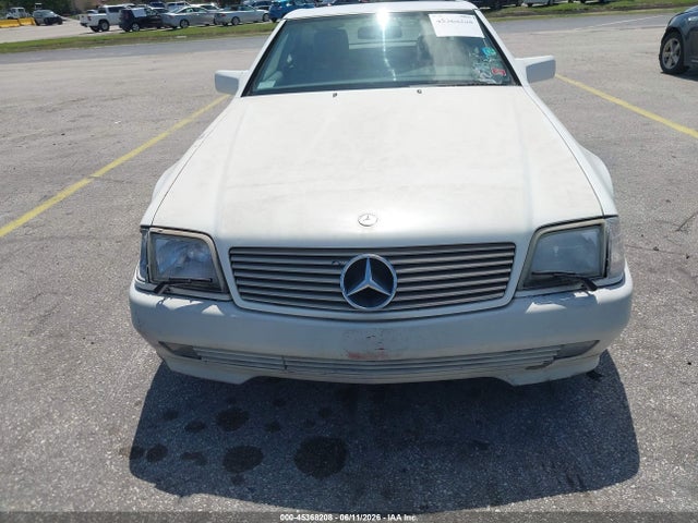Mercedes-Benz S-Class 320