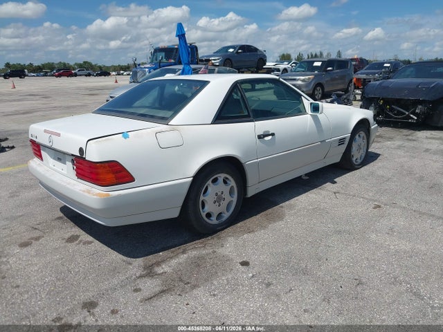 Mercedes-Benz S-Class 320