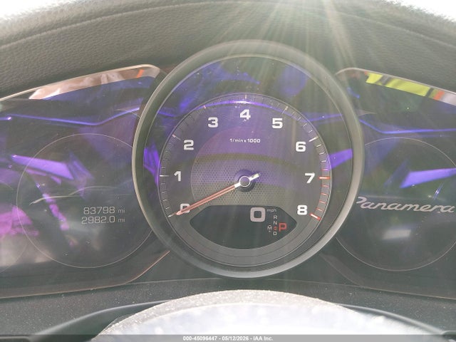 Porsche Panamera 4