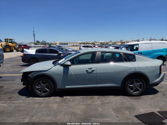 Kia K4 Lxs