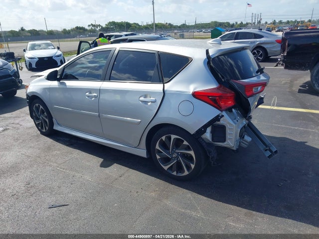 Scion iM