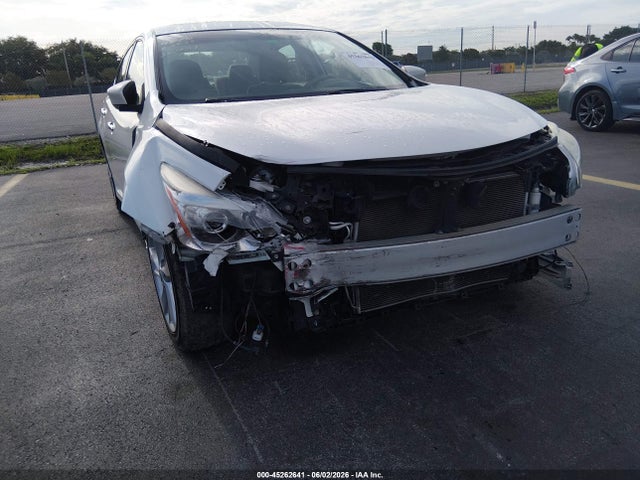 Nissan Altima 2.5 Sv