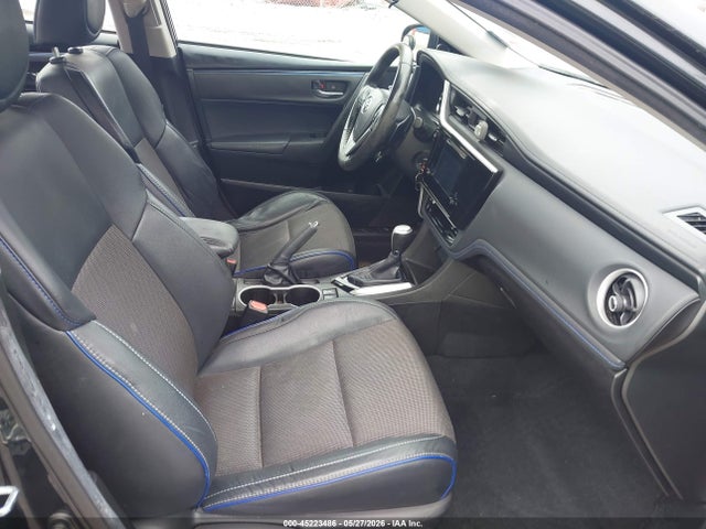 Toyota Corolla Se