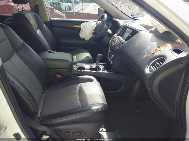 Nissan Pathfinder Sl 2wd