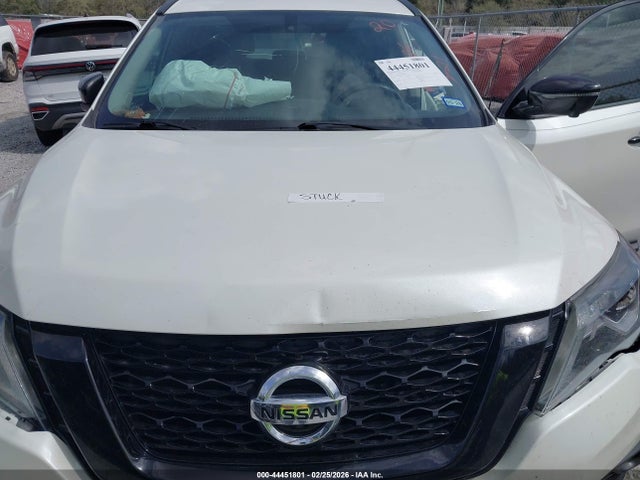 Nissan Pathfinder Sl 2wd