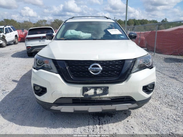 Nissan Pathfinder Sl 2wd