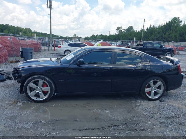 Dodge Charger Srt8