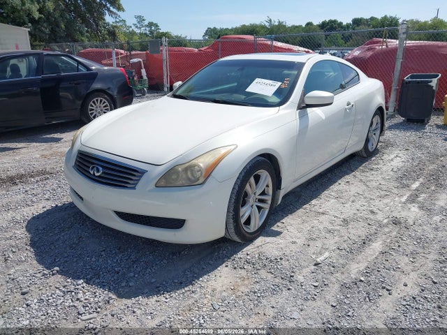 INFINITI G37 Journey