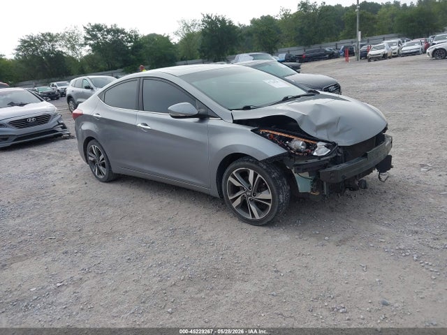 Salvage Hyundai ELANTRA Image