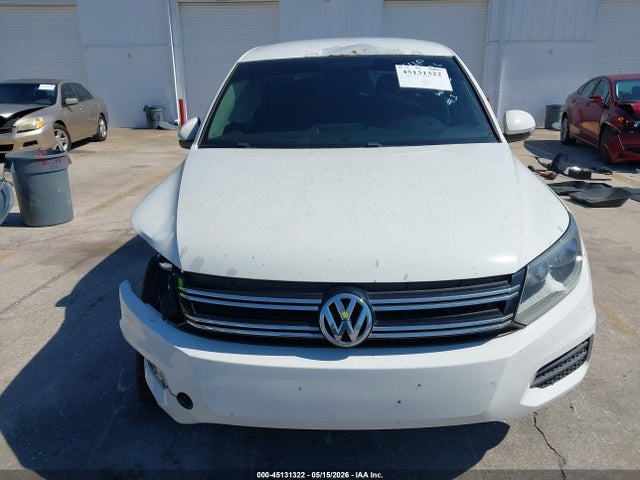 Volkswagen Tiguan S