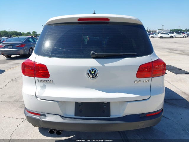 Volkswagen Tiguan S