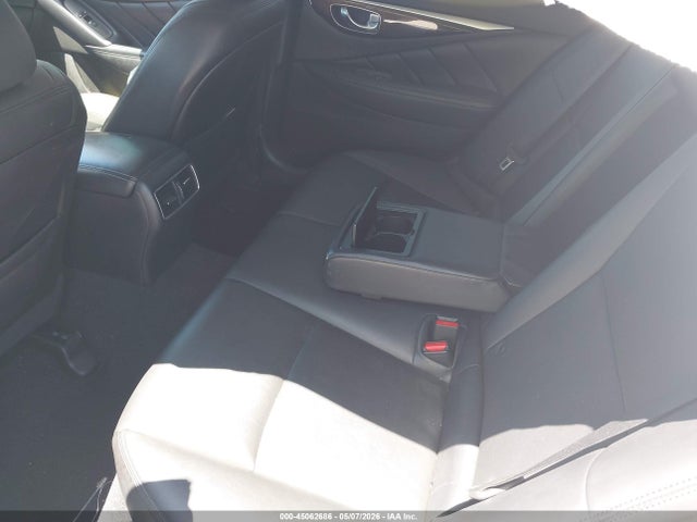 INFINITI Q50 3.0t Luxe