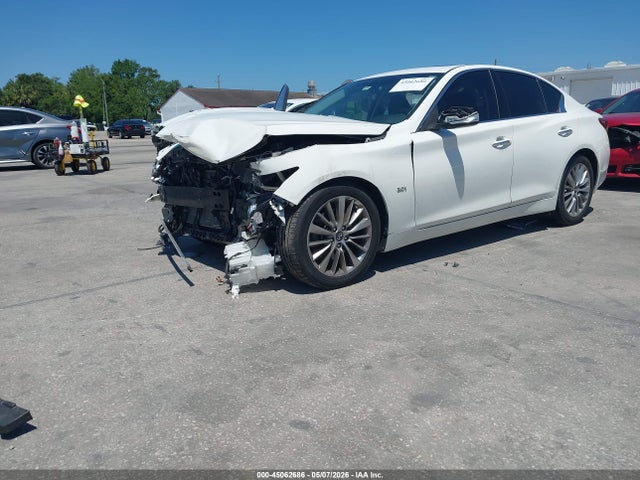 INFINITI Q50 3.0t Luxe