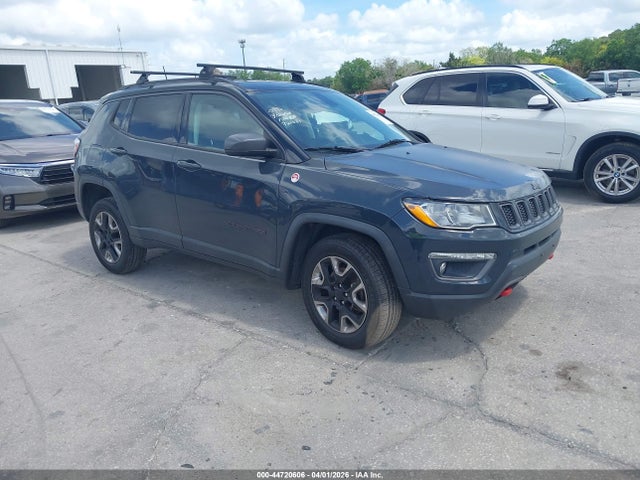 Salvage Jeep Compass Image