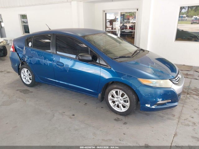 Salvage Honda Insight Image