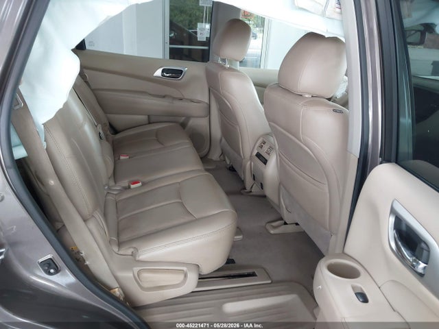 Nissan Pathfinder Sl