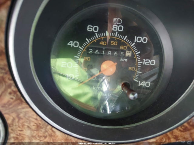 Chevrolet Suburban R1500